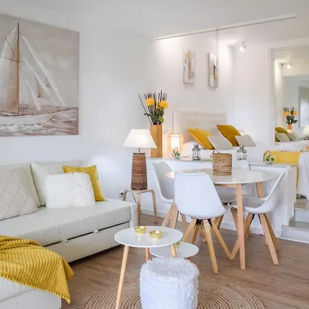 Appartement Miraflores, Apartment, En La Playa ! *